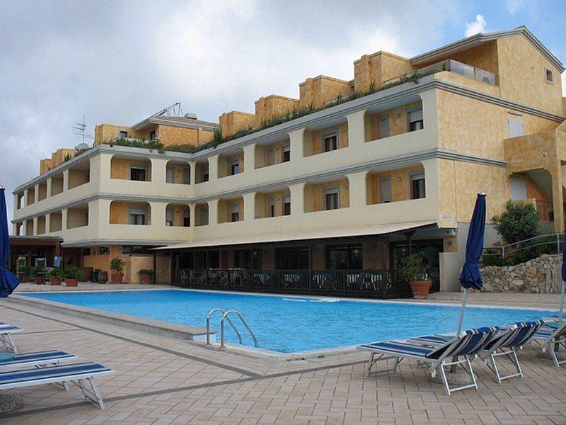 Borgo Saraceno Hotel-Residence 산타테레사의갈루라 외부 사진