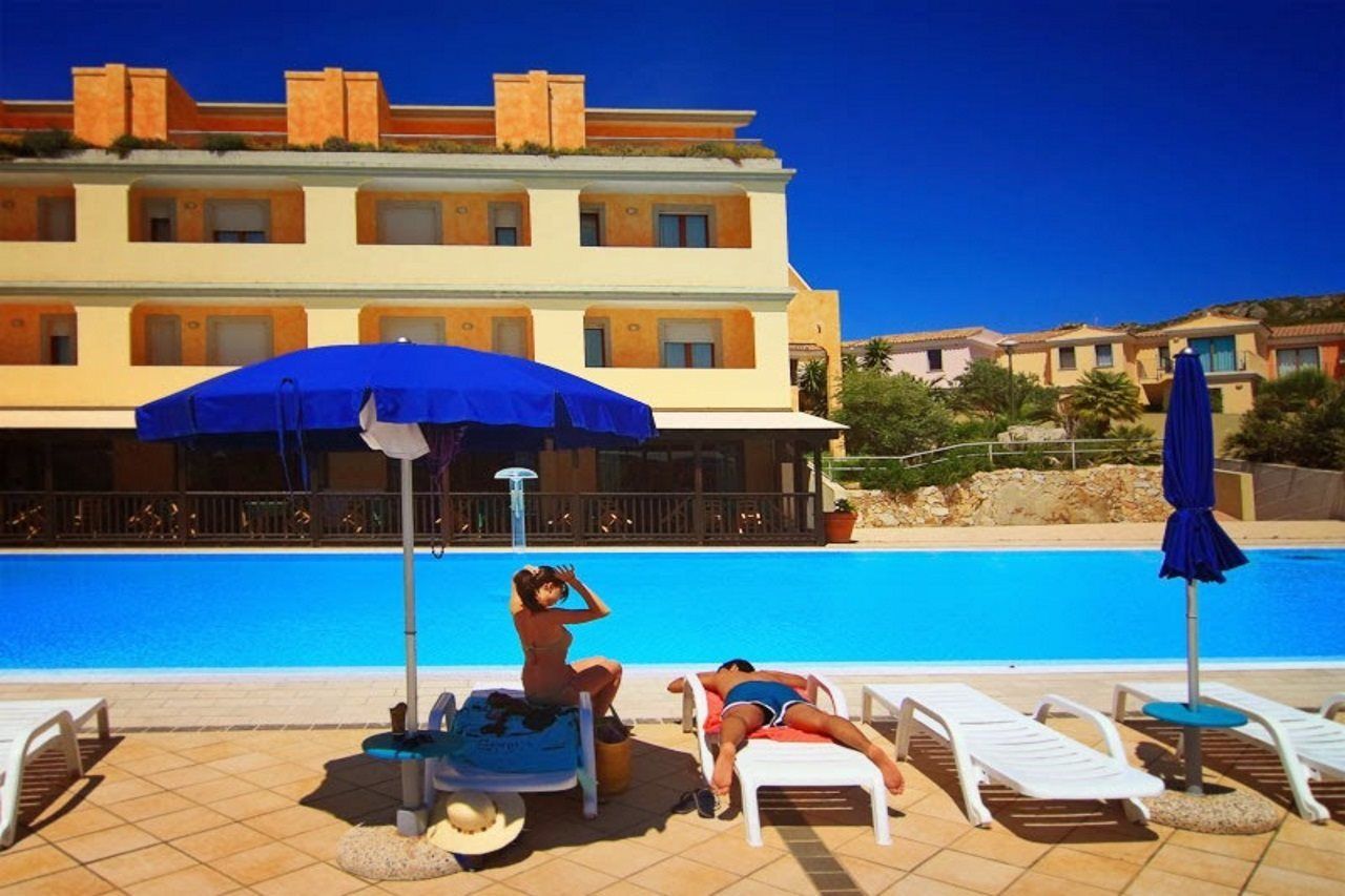 Borgo Saraceno Hotel-Residence 산타테레사의갈루라 외부 사진