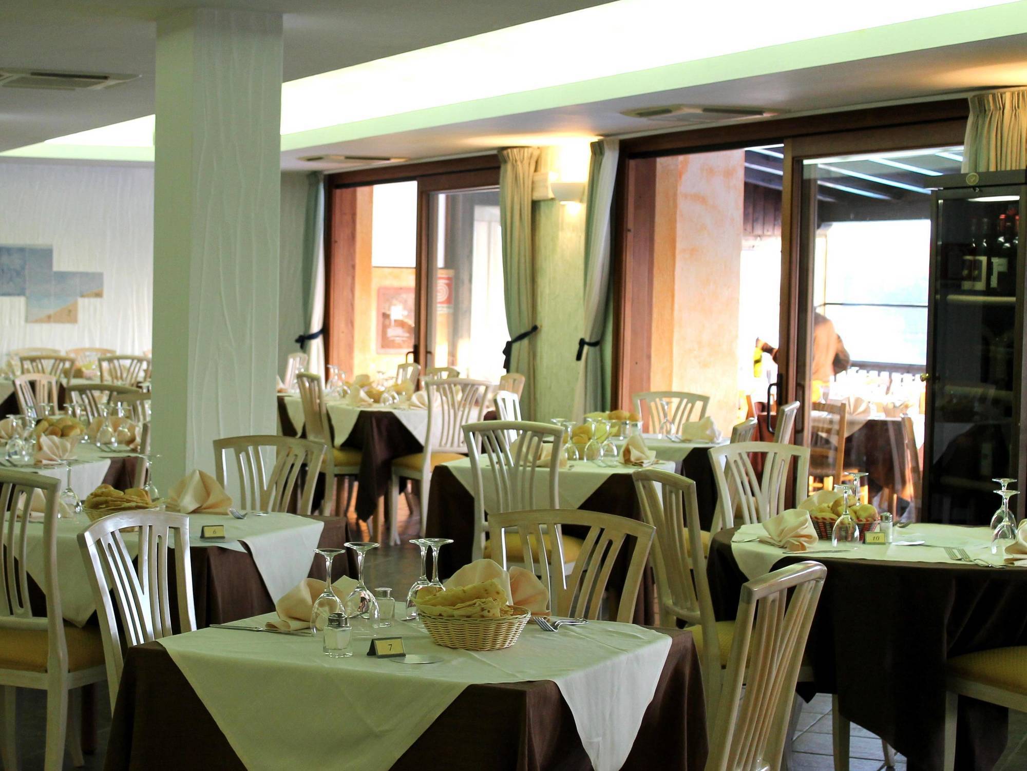 Borgo Saraceno Hotel-Residence 산타테레사의갈루라 외부 사진